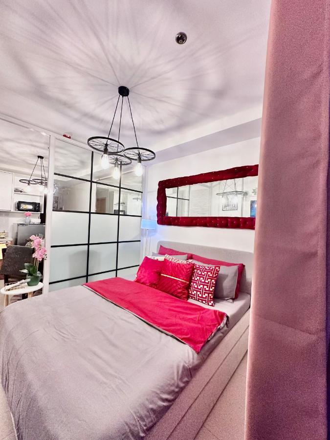 Aesthetic One Bedroom Beside Sm W Pool, Wifi And Netflix Cagayan de Oro Bagian luar foto