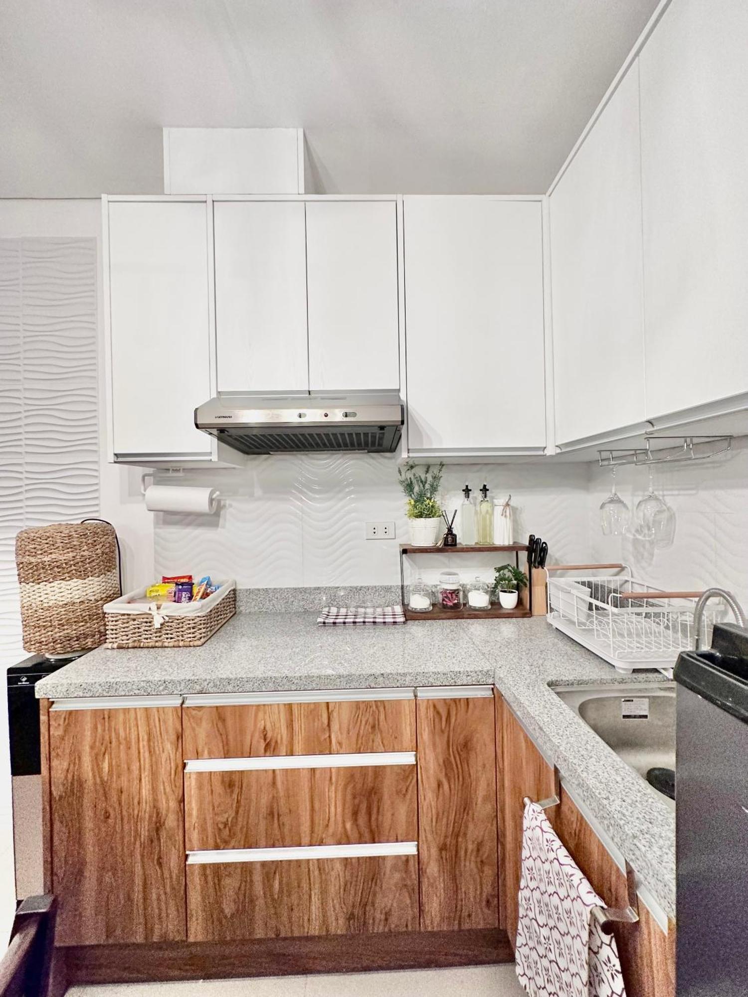 Aesthetic One Bedroom Beside Sm W Pool, Wifi And Netflix Cagayan de Oro Bagian luar foto