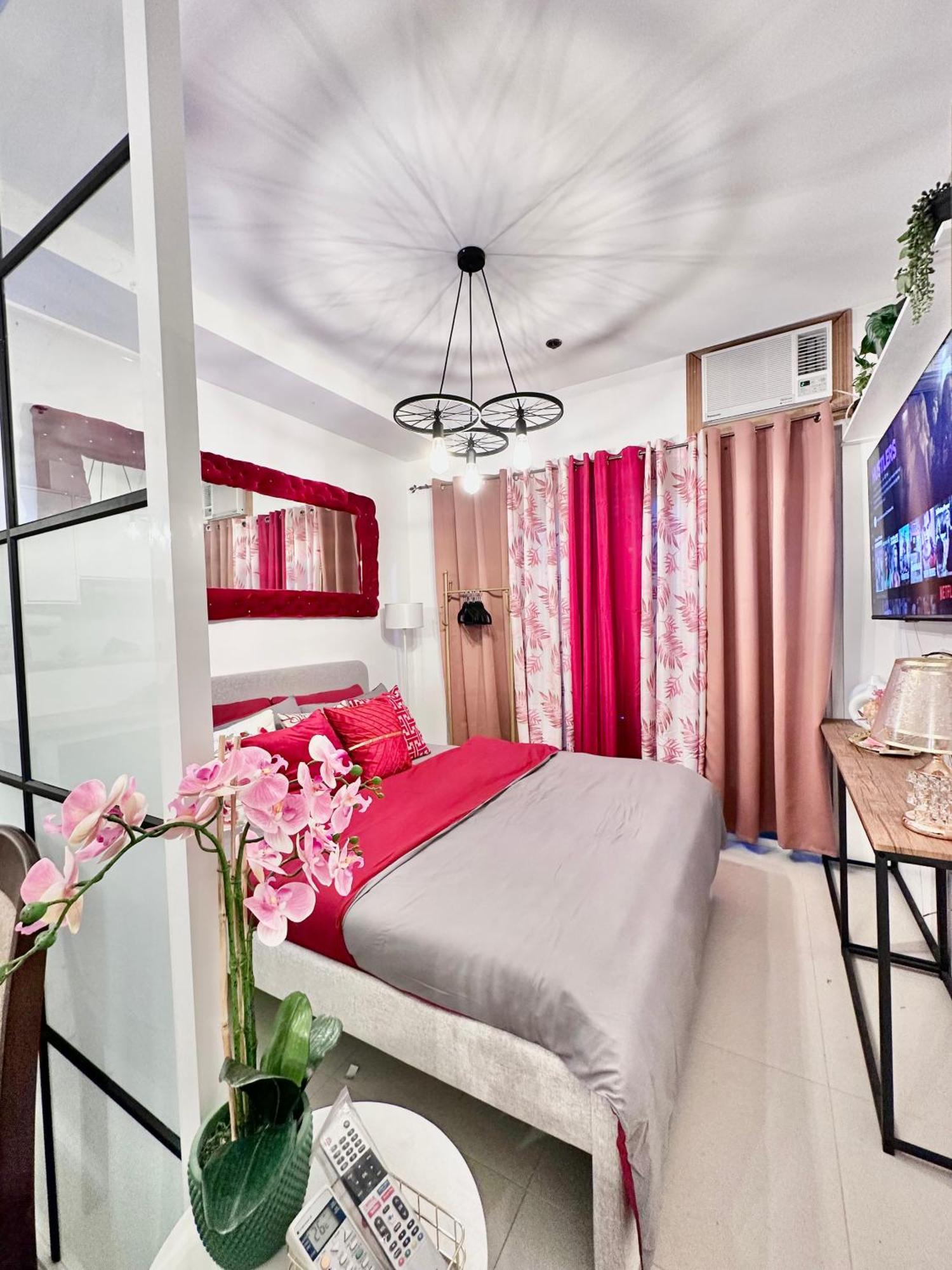 Aesthetic One Bedroom Beside Sm W Pool, Wifi And Netflix Cagayan de Oro Bagian luar foto